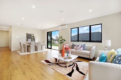 Photo of property in 59 Twin Parks Rise, Papakura, 2110