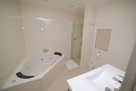 Photo of property in The Nautilus Apartments, 6a/18 Hobson Street, Auckland Central, Auckland, 1010