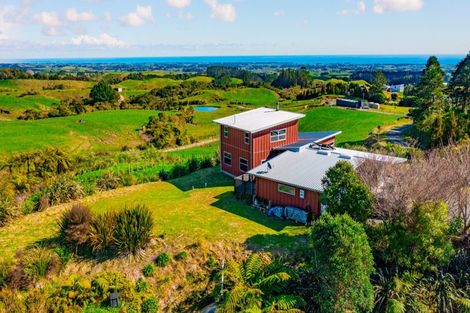 Photo of property in 664 Upper Pitone Road, Pitone, New Plymouth, 4374