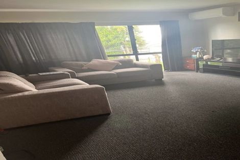 Photo of property in 1/115 Mcleod Road, Te Atatu South, Auckland, 0610