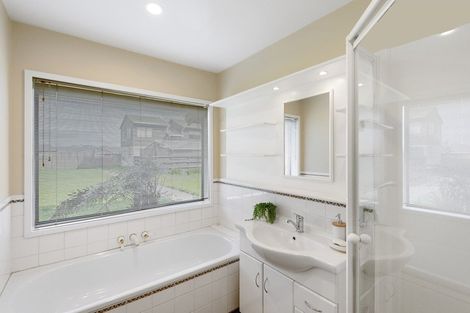 Photo of property in 280 Queen Elizabeth Ii Drive, Mairehau, Christchurch, 8052