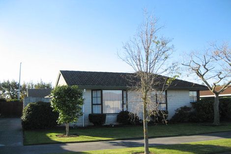 Photo of property in 68 Sarabande Avenue, Redwood, Christchurch, 8051