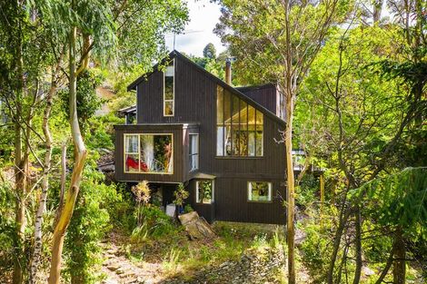 Photo of property in 44 Arawata Terrace, Sunshine Bay, Queenstown, 9300