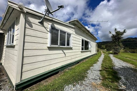 Photo of property in 436 Wanganui Flat Road, Harihari, 7884