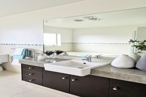 Photo of property in 31 Amaretto Avenue, Flat Bush, Auckland, 2019