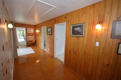 Photo of property in 211 Ngarara Road, Waikanae, 5391