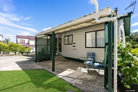 Photo of property in 4 Armada Drive, Ranui, Auckland, 0612