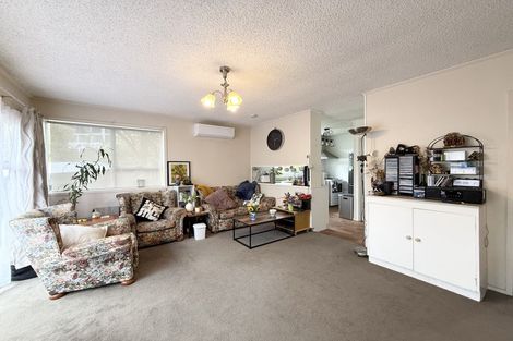 Photo of property in 2/12 Velma Road, Hillcrest, Auckland, 0627