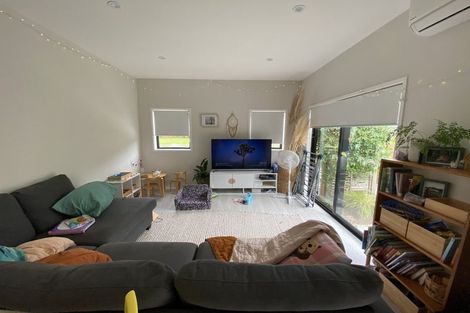 Photo of property in 28 Wautaiti Drive, Riverhead, 0820