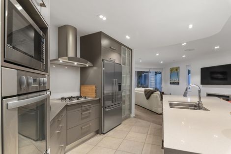 Photo of property in 11 Prospect Terrace, Milford, Auckland, 0620