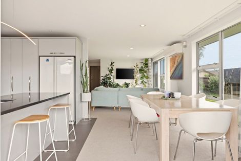 Photo of property in 11 Coutts Street, Papamoa Beach, Papamoa, 3118