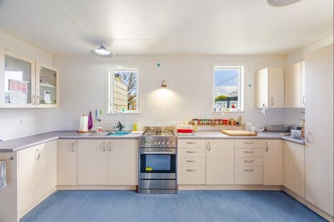 Photo of property in 19 Saint Clair Street, Takapau, 4203