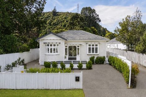 Photo of property in 25 Black Beech Street, Birchville, Upper Hutt, 5018
