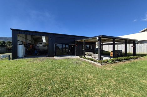 Photo of property in 11 Koromiko Drive, Coromandel, 3506