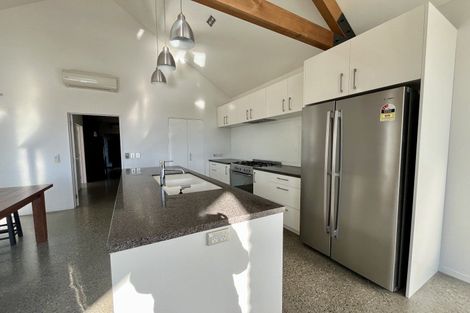 Photo of property in 9 Rabbiters Crescent, Jacks Point, Queenstown, 9371