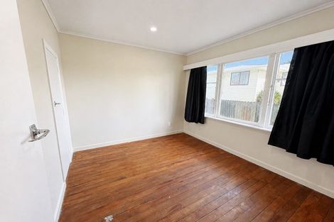 Photo of property in 9 Surrey Street, Manurewa, Auckland, 2102