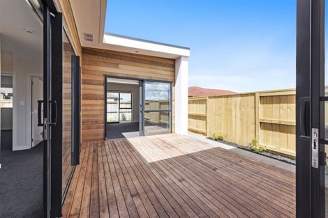 Photo of property in 51 Awatira Drive, Papamoa Beach, Papamoa, 3118