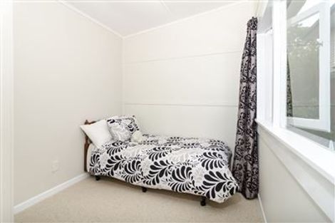 Photo of property in 40 Puriri Street, Helensville, 0800