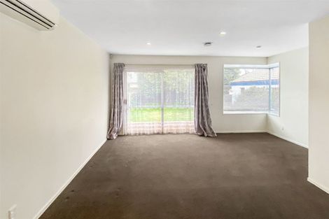 Photo of property in 68 Karnak Crescent, Russley, Christchurch, 8042