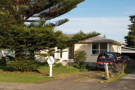 Photo of property in 46 Blake Road, Mangere East, Auckland, 2024