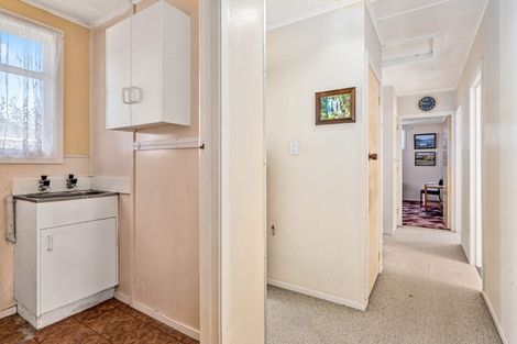 Photo of property in 165 Balmoral Drive, Tokoroa, 3420