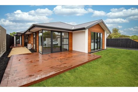 Photo of property in 128a Percival Street, Rangiora, 7400