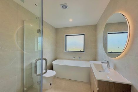 Photo of property in 33b Edmund Hillary Avenue, Papakura, 2110