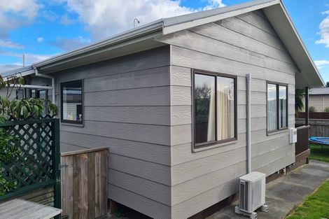 Photo of property in 26 Pukeko Street, Paraparaumu, 5032