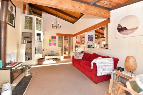 Photo of property in 22 Delshaw Avenue, Stanmore Bay, Whangaparaoa, 0932