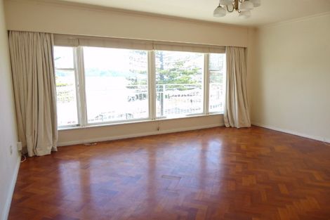 Photo of property in Rehutai Flats, 2/268 Oriental Parade, Oriental Bay, Wellington, 6011
