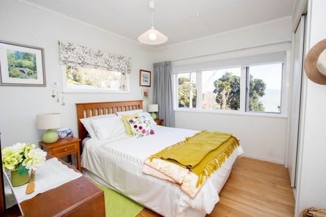 Photo of property in 5 Adams Road, Thornton Bay, Thames, 3575