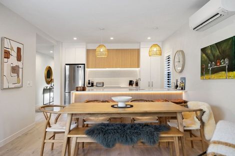 Photo of property in 9 Mulholland Drive, Jacks Point, 9371