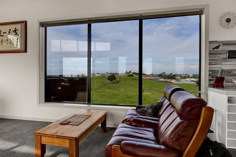 Photo of property in 16a Links Drive, Waiwhakaiho, New Plymouth, 4312