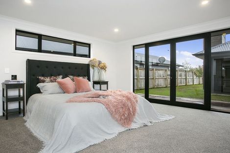 Photo of property in 35 Tulip Drive, Cambridge, 3434