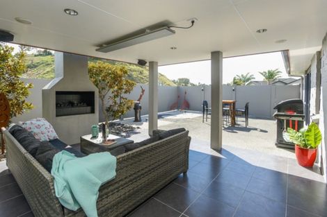 Photo of property in 87 Merlot Drive, Greenmeadows, Napier, 4112