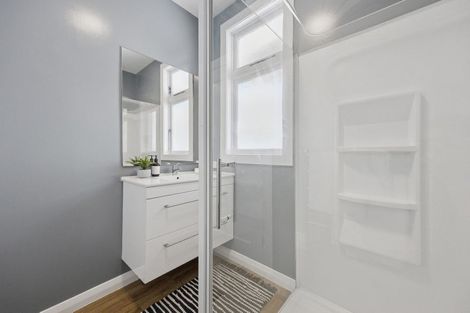 Photo of property in 42 Easther Crescent, Kew, Dunedin, 9012