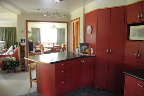 Photo of property in 8 Moorhouse Street, Waimate, 7924