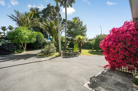 Photo of property in 85 Ludlam Crescent, Woburn, Lower Hutt, 5010