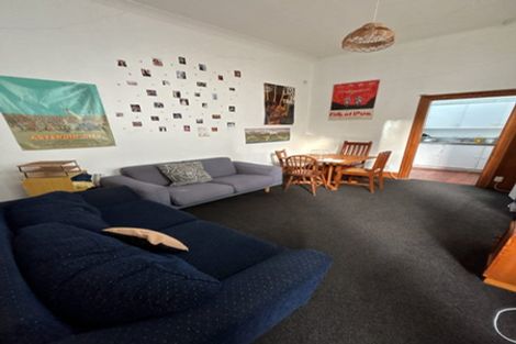 Photo of property in 21a Hargreaves Street, Mount Cook, Wellington, 6021