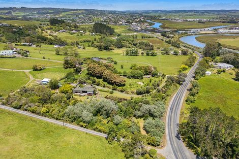 Photo of property in 56a Kaipara Coast Highway, Helensville, Kaukapakapa, 0871