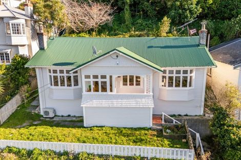 Photo of property in 4 Norna Crescent, Kelburn, Wellington, 6012