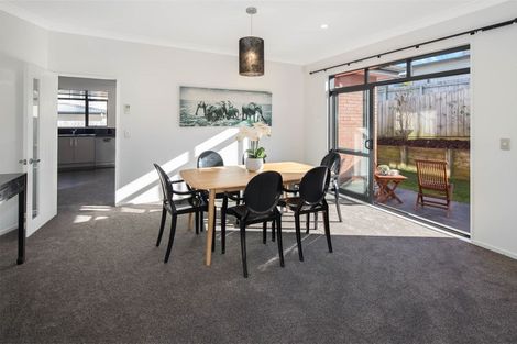 Photo of property in 32 Mauldeth Terrace, Churton Park, Wellington, 6037