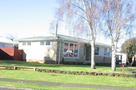 Photo of property in 7 Primrose Place, Manurewa, Auckland, 2102