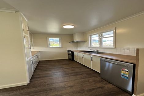 Photo of property in 56 Polstead Road, Stoke, Nelson, 7011