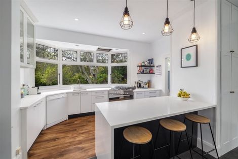 Photo of property in 47 Hackthorne Road, Cashmere, Christchurch, 8022