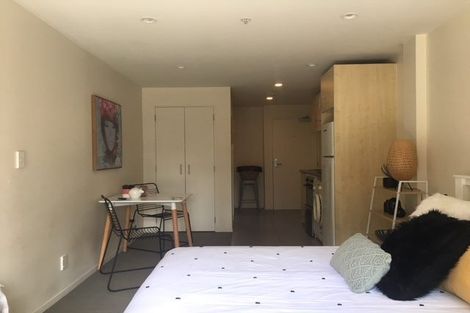 Photo of property in Tower Hill Apartments, 2g/1 Emily Place, Auckland Central, Auckland, 1010