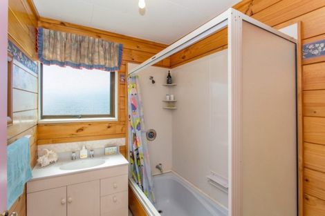 Photo of property in 32 Wainui Street, Koitiata, Whanganui, 4581