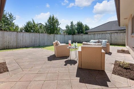 Photo of property in 18 Amapur Place, Flat Bush, Auckland, 2019