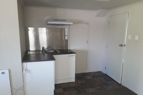 Photo of property in 256 Glamorgan Drive, Northcross, Auckland, 0630