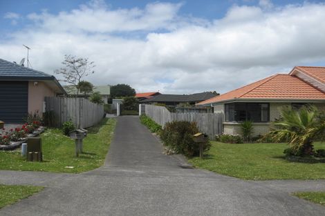 Photo of property in 30 Bellville Drive, Clendon Park, Auckland, 2103